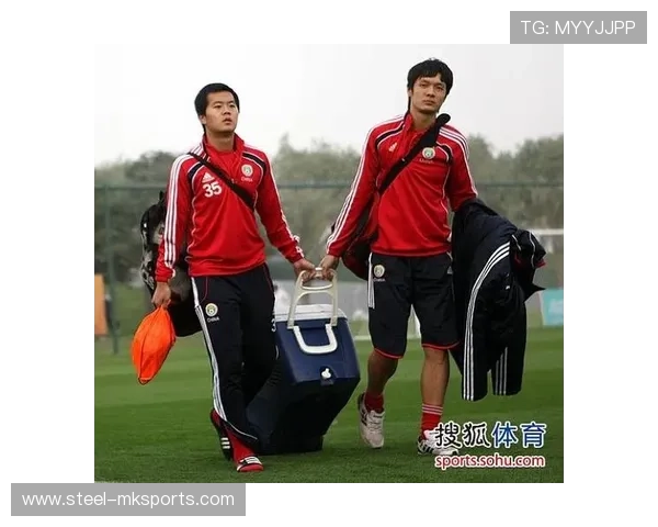 特温比赛节奏紧凑，双方激烈对抗引关注