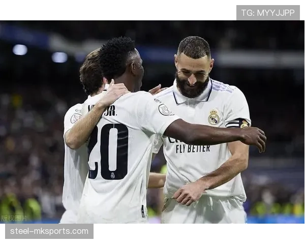 本泽马禁区显神威,状态回暖助球队逆转取胜 本泽马禁区显神威,状态回暖助球队逆转取胜