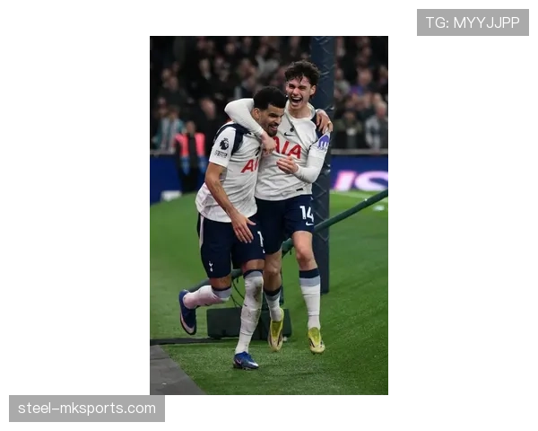 水晶宫本赛季英超表现稳健，近期状态持续提升