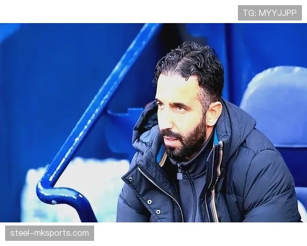 曼联整体失衡问题凸显，个人能力难掩体系困境